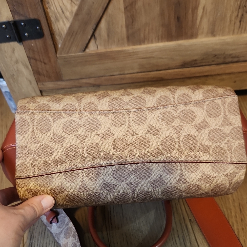 Coach Tan and Brown Shoulder Bag - Picture 11 of 13